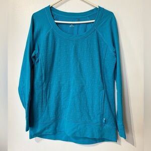 🎉4/30$🎉 Danskin Blue Relaxed Fit Sweatshirt – Size M 💙